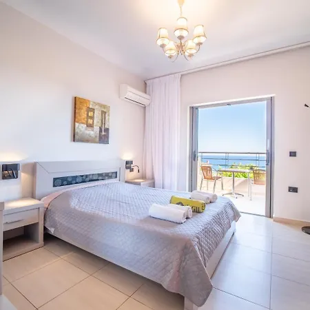 Villa Ilias