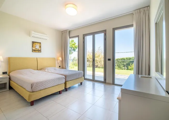 Villa Ilias